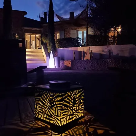 La Fontaine Au Loup Guest house