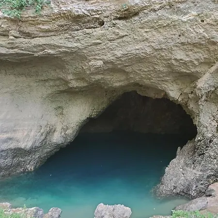 La Fontaine Au Loup Gasthof Saint-Maurice-sur-Eygues